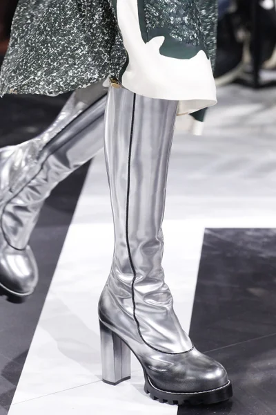 Look 105